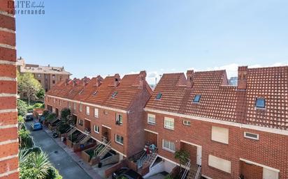 | Esmoldcom - Construcciones Cantabria